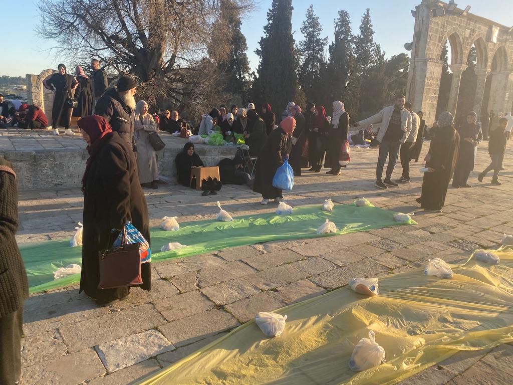 Gezamenlijke Iftar in Al Qods: Samen in Saamhorigheid en Dankbaarheid